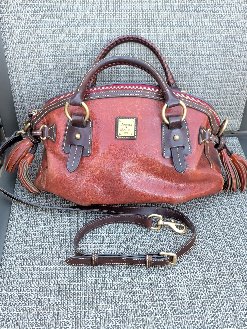 Dooney & Bourke Toledo Florentine Mail Satchel With  Crossbody Strap (J7196356)